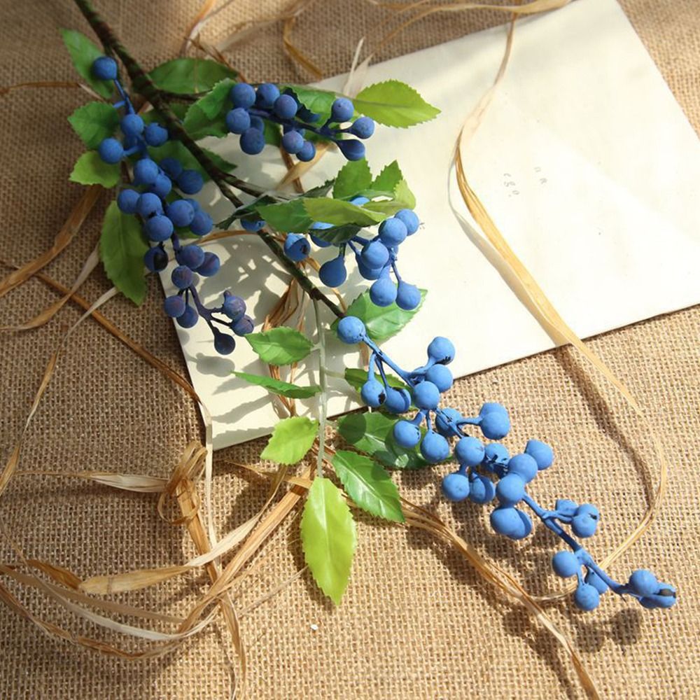 70cm Christmas Berry Branches  - Desk Setup Photo reseña y precio
