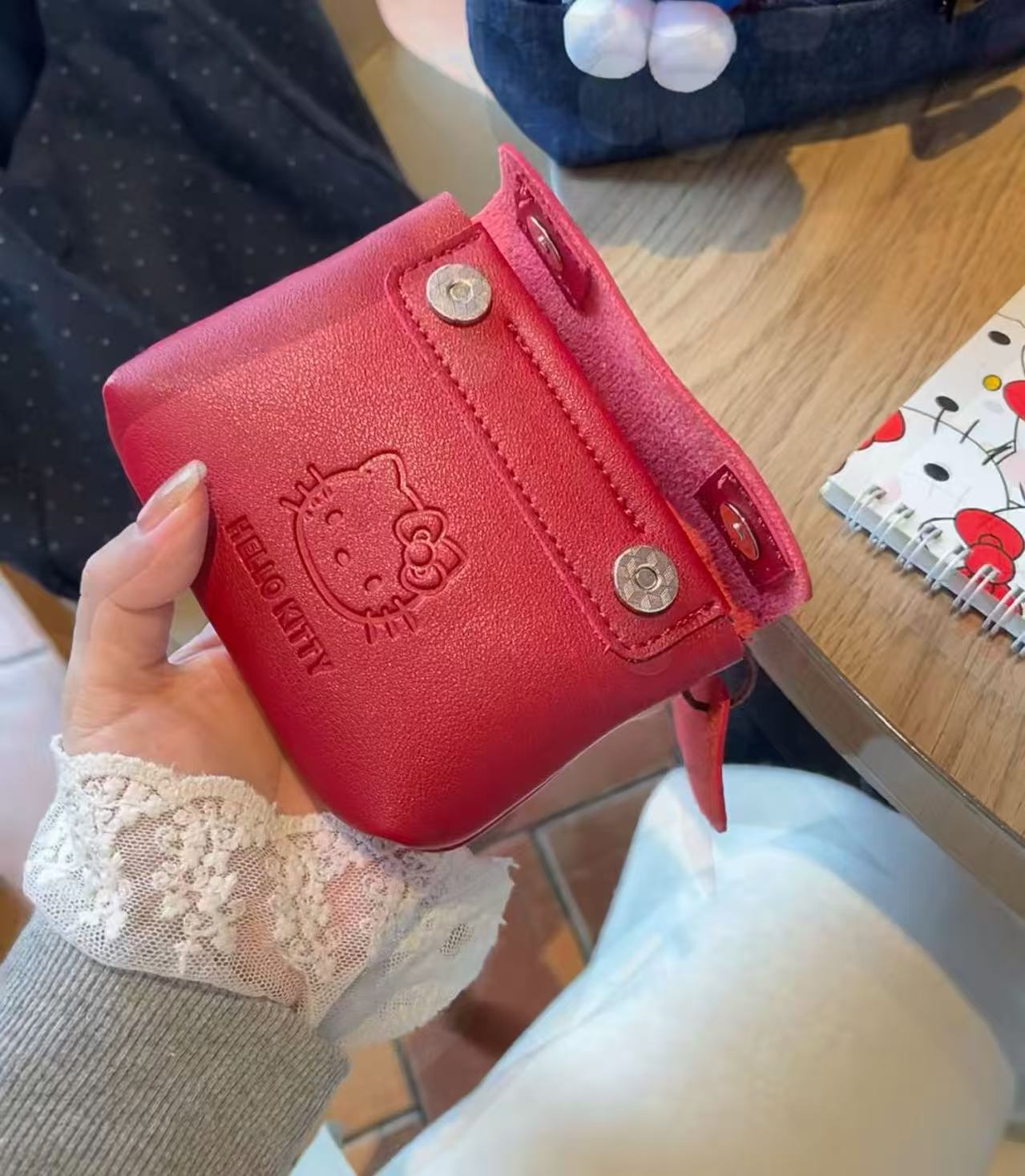 Cute Hello Kitty Red Leather C - Headphone Hook Under reseña y precio