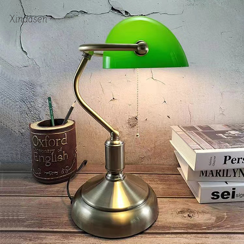 Vintage Led Table Lamp Banker' - Desk Setup Vintage reseña y precio