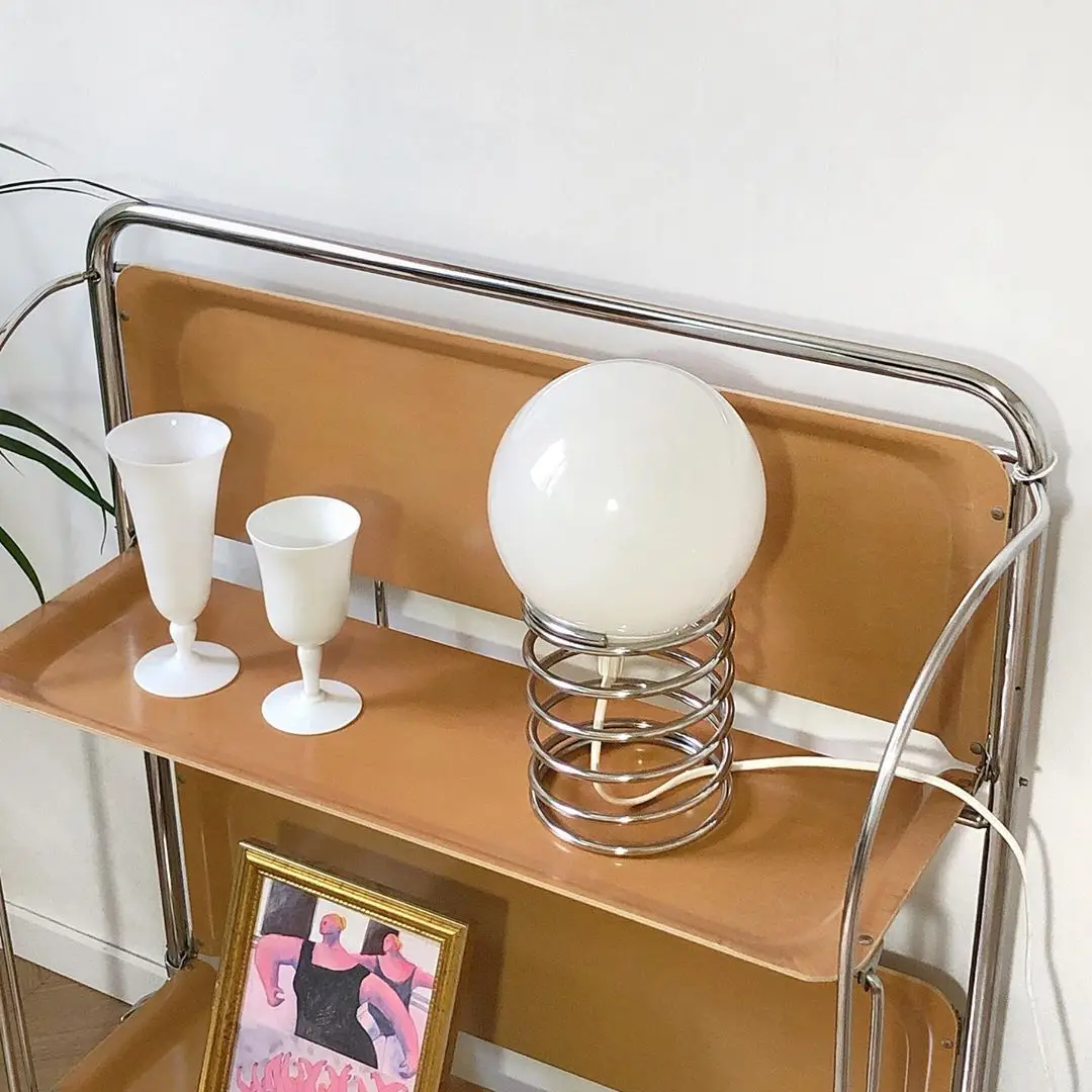 Bauhaus Spring Glass Table Lam - Desk Setup Vintage reseña y precio