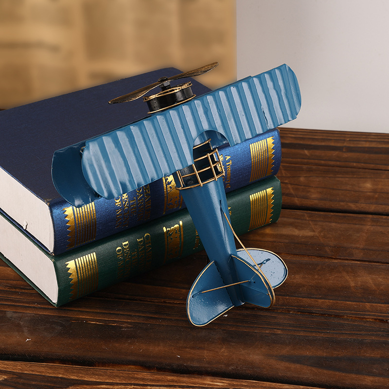 Retro Iron Metal Aircraft Mode - Desk Setup Photo reseña y precio