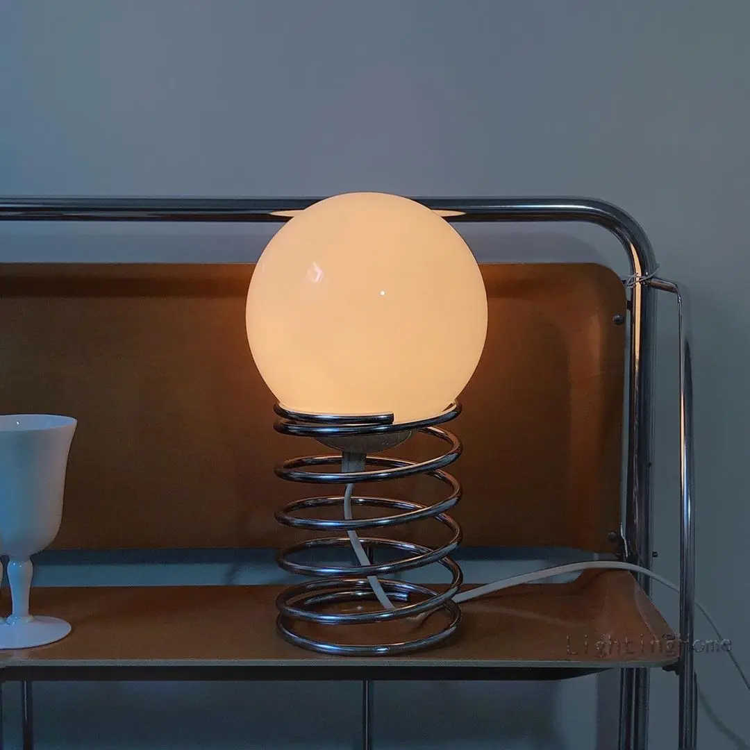 Ins Bauhaus Spring Table Lamp  - Desk Setup Vintage reseña y precio